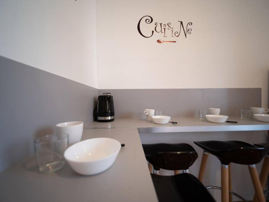 Appartement Tout Equipe Traversant 6 A 8 Couchages 马赛 外观 照片