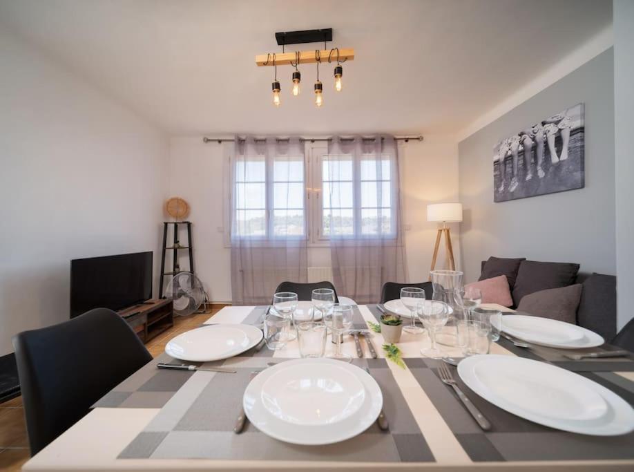 Appartement Tout Equipe Traversant 6 A 8 Couchages 马赛 外观 照片