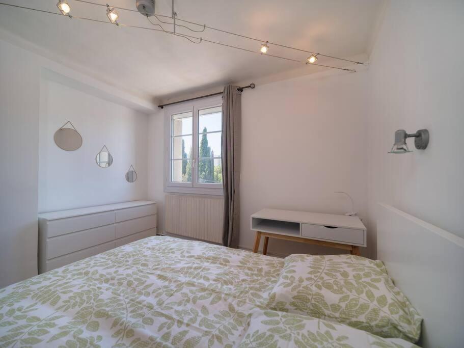Appartement Tout Equipe Traversant 6 A 8 Couchages 马赛 外观 照片